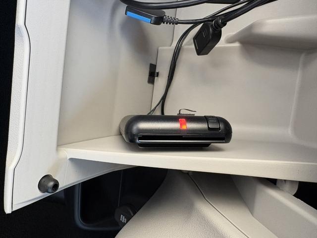 Ｎ－ＢＯＸ ベースグレード　下取り直売・１オーナー・バックカメラ・ディスプレイオーディオ・Ｂｌｕｅｔｏｏｔｈ・ＥＴＣ・両側電動スライドドア・コーナーセンサー・スマートキー・ＬＥＤヘッドライト・衝突被害軽減ブレーキ・シートヒーター（2枚目）