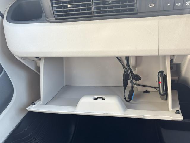 Ｎ－ＢＯＸ ベースグレード　下取り直売・１オーナー・バックカメラ・ディスプレイオーディオ・Ｂｌｕｅｔｏｏｔｈ・ＥＴＣ・両側電動スライドドア・コーナーセンサー・スマートキー・ＬＥＤヘッドライト・衝突被害軽減ブレーキ・シートヒーター（11枚目）