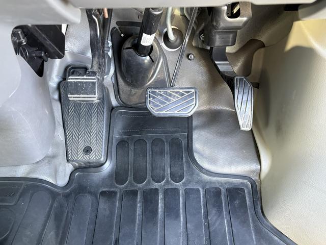 エブリイ ＰＣ　ハイルーフ・キーレスキー・パワーウィンドウ・ラジオ・プライバシーガラス・両側スライドドア・ＬＥＤヘッドライト（4枚目）