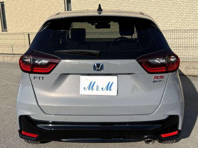 フィット e:HEV RS 純正ディスプレイオーディオ・バックカメラ・Bluetooth・ETC・前後コーナーセンサー・スマートキー・LEDヘッドライト・衝突被害軽減ブレーキ・社外アルミ・クルーズコントロール・ハイブリッド車(6枚目)