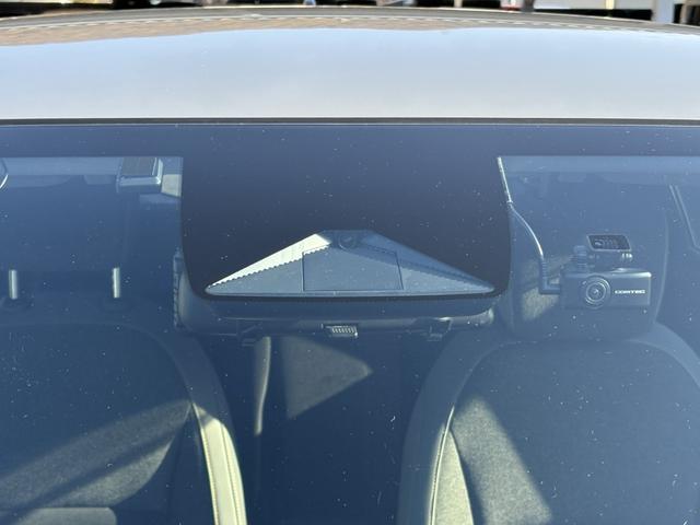 フィット e:HEV RS 純正ディスプレイオーディオ・バックカメラ・Bluetooth・ETC・前後コーナーセンサー・スマートキー・LEDヘッドライト・衝突被害軽減ブレーキ・社外アルミ・クルーズコントロール・ハイブリッド車(27枚目)