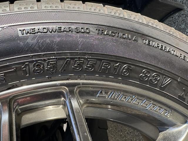 フィット e:HEV RS 純正ディスプレイオーディオ・バックカメラ・Bluetooth・ETC・前後コーナーセンサー・スマートキー・LEDヘッドライト・衝突被害軽減ブレーキ・社外アルミ・クルーズコントロール・ハイブリッド車(49枚目)