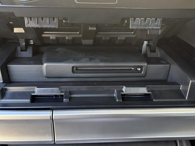 スペーシアカスタム ハイブリッドＸＳ　１オーナー・全方位カメラ・純正９インチメモリーナビ・Ｂｌｕｅｔｏｏｔｈ・フルセグＴＶ・ＤＶＤ／ＣＤ再生・ＥＴＣ・両側電動スライドドア・コーナーセンサー・スマートキー・ＬＥＤヘッドライト（3枚目）