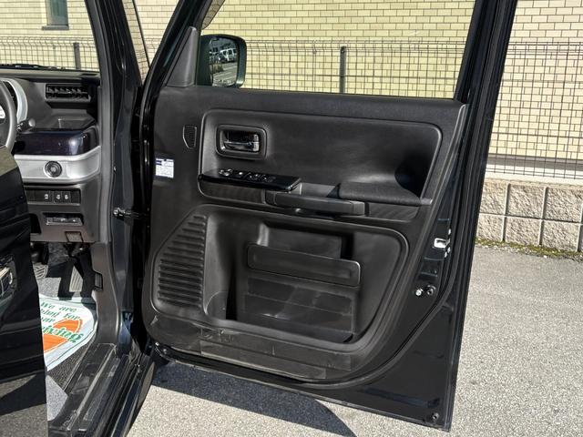 スペーシアカスタム ハイブリッドＸＳ　１オーナー・全方位カメラ・純正９インチメモリーナビ・Ｂｌｕｅｔｏｏｔｈ・フルセグＴＶ・ＤＶＤ／ＣＤ再生・ＥＴＣ・両側電動スライドドア・コーナーセンサー・スマートキー・ＬＥＤヘッドライト（22枚目）