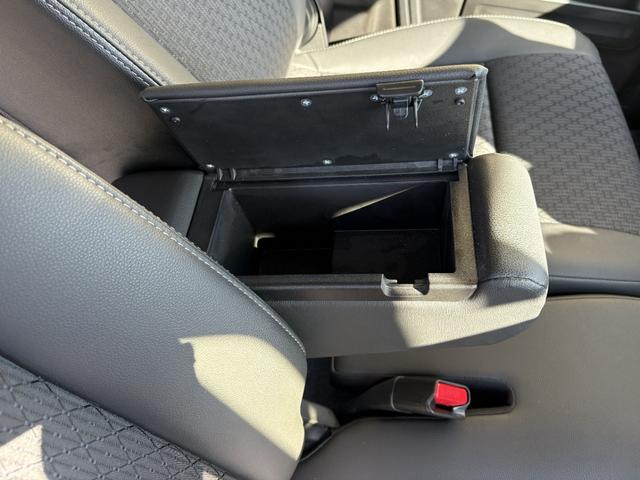 スペーシアカスタム ハイブリッドＸＳ　１オーナー・全方位カメラ・純正９インチメモリーナビ・Ｂｌｕｅｔｏｏｔｈ・フルセグＴＶ・ＤＶＤ／ＣＤ再生・ＥＴＣ・両側電動スライドドア・コーナーセンサー・スマートキー・ＬＥＤヘッドライト（53枚目）