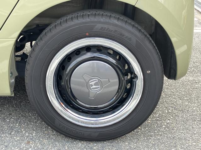 �����z�C�[���L���b�v�t���Ă܂��B