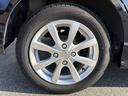 足元はスタイリッシュなアルミホイール付きです！