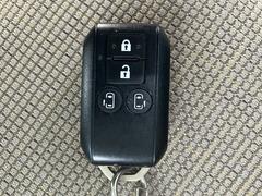 ���ޡ��ȥ��������ƥ���ץå��奨�󥸥󥹥����ȥ����ƥࡢ���󥸥��ư����ߤ��󥿥å��ǹԤ��������Υ��å��ޤǥɥ��Υ֤˿������ǥ�󥿥å����ǹԤ����Ȥ�����ޤ��� 6