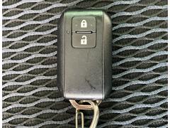 ���ޡ��ȥ��������ƥ���ץå��奨�󥸥󥹥����ȥ����ƥࡢ���󥸥��ư����ߤ��󥿥å��ǹԤ��������Υ��å��ޤǥɥ��Υ֤˿������ǥ�󥿥å����ǹԤ����Ȥ�����ޤ��� 6