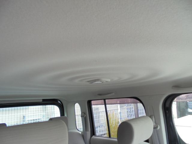 キューブ １５Ｘ　禁煙車　自社レンタカーＵＰ　純正ワンセグ対応メモリーナビ　バックカメラ　ベンチシート　アイドリングストップ　ＥＴＣ　インテリジェントキー２個（10枚目）