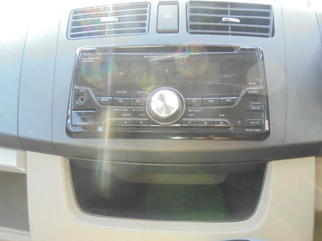 ムーヴ Ｘ　禁煙車　純正オプションケンウッド製ＣＤオーディオ　オートエアコン　オートライト　ベンチシート　フルフラット　アイドリングストップ　アルミホイール　ＥＴＣ　プッシュ式スタート　スマートキー　スペアキー（7枚目）