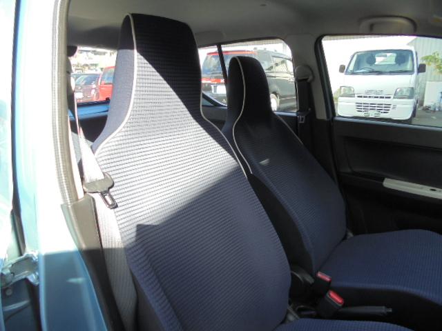 アルト L 禁煙車 セーフティサポート 元スズキディーラー社用車 純正CDオーディオ オートライト シートヒーター 電動格納式ドアミラー リモコンキー(9枚目)