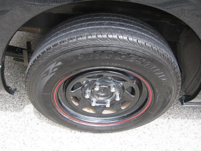 ハイエースバン ロングＤＸ　ＧＬパッケージ　６型　アドブルーディーゼル４ＷＤ　寒冷地仕様　左右両開き５ドア　ＬＥＤヘッドライト　フォグ　キーレス　フルセグナビ　バックカメラ　連動ＥＴＣ　スライド小窓　ガラスフィルム　ベッドキット（27枚目）