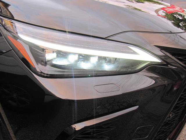 ＮＸ ＮＸ３５０ｈ　Ｆスポーツ　ムーンルーフ　デジタルミラードラレコ　赤／黒革シート　２０インチアルミ　ヘッドアップディスプレイ　３眼ＬＥＤヘッドライト　パノラミックビューモニター　ボディガラスコーティング（20枚目）