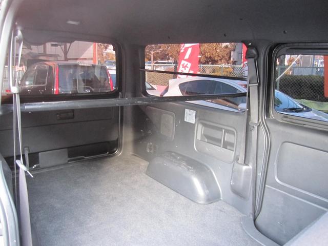 ハイエースバン スーパーGL ダークプライムII 7型 アドブルーメーター 10リッタータンク 1オーナー パブリックビューモニター4カメラ デジタルインナーミラー 純正15インチアルミ ビルトインETC ガラスフィルム DVD再生(18枚目)