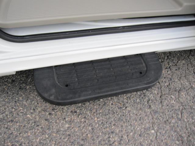 エブリイワゴン ＰＺターボスペシャル　スズキセーフティ　左右電動　電動ステップ　ＨＩＤヘッドライト　バックカメラ　Ｂｌｕｅｔｏｏｔｈ接続ナビ　デジタルミラー前後ドラレコ　スマートドアロック　アルミ　ハイルーフ（26枚目）