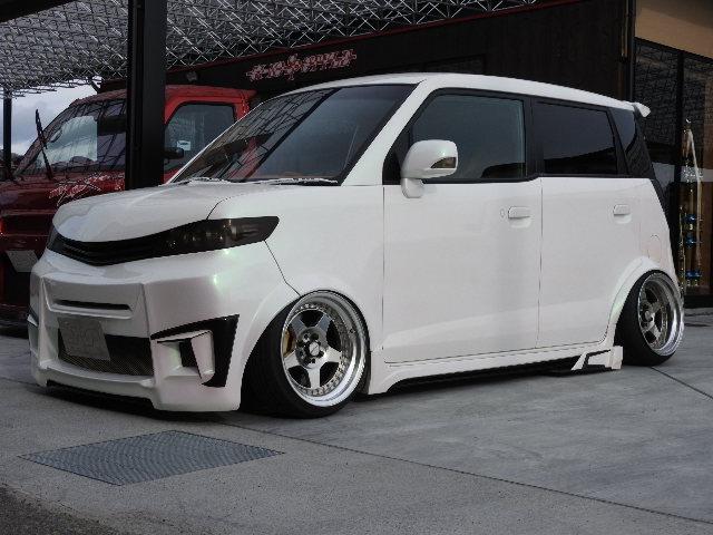 ホンダ ゼストスパーク w フルエアロ 全塗装 エアサス ブレーキ オーディオ 中古車検索 くるまのニュース