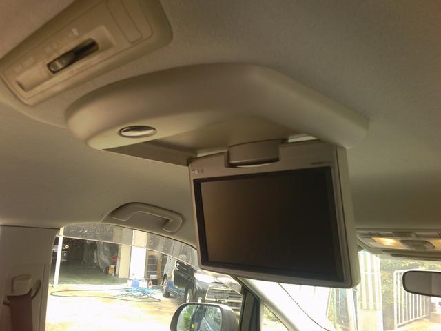 エスティマ ２．４アエラス　Ｇエディション　ナビ　地デジ　Ｂｌｕｅｔｏｏｔｈ　ＥＴＣ　バックカメラ　後席モニター　オットマン　両側電動スライドドア　ＴＲＤフロントスポイラー（13枚目）