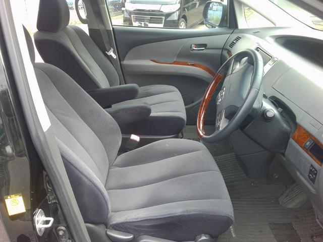 エスティマ ２．４アエラス　Ｇエディション　ナビ　地デジ　Ｂｌｕｅｔｏｏｔｈ　ＥＴＣ　バックカメラ　後席モニター　オットマン　両側電動スライドドア　ＴＲＤフロントスポイラー（15枚目）