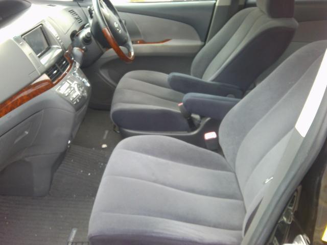 エスティマ ２．４アエラス　Ｇエディション　ナビ　地デジ　Ｂｌｕｅｔｏｏｔｈ　ＥＴＣ　バックカメラ　後席モニター　オットマン　両側電動スライドドア　ＴＲＤフロントスポイラー（16枚目）