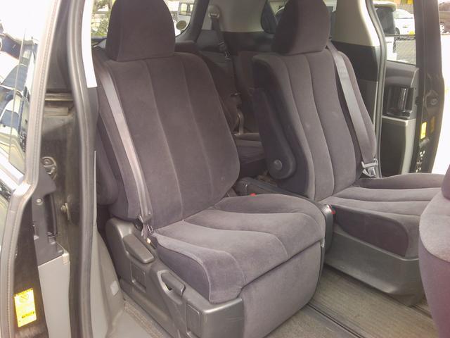 エスティマ ２．４アエラス　Ｇエディション　ナビ　地デジ　Ｂｌｕｅｔｏｏｔｈ　ＥＴＣ　バックカメラ　後席モニター　オットマン　両側電動スライドドア　ＴＲＤフロントスポイラー（17枚目）