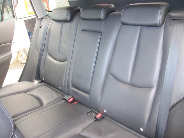 アテンザスポーツワゴン ２５ＥＸ　革シート　禁煙車　ナビ　ＴＶ　ＥＴＣ　前後ドラレコ　プッシュスタート　純正アルミ　ルーフレール　２５００ＣＣ　後席フルフラット（33枚目）