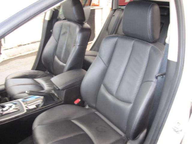 アテンザスポーツワゴン ２５ＥＸ　革シート　禁煙車　ナビ　ＴＶ　ＥＴＣ　前後ドラレコ　プッシュスタート　純正アルミ　ルーフレール　２５００ＣＣ　後席フルフラット（41枚目）