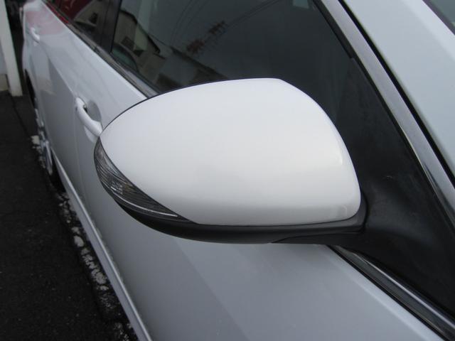 アテンザスポーツワゴン ２５ＥＸ　革シート　禁煙車　ナビ　ＴＶ　ＥＴＣ　前後ドラレコ　プッシュスタート　純正アルミ　ルーフレール　２５００ＣＣ　後席フルフラット（65枚目）