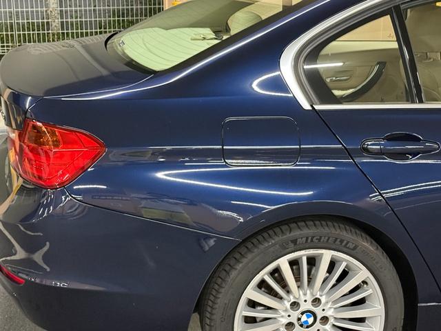 ３シリーズ ３２８ｉラグジュアリー　純正ナビ　地デジ　バックモニター　本革シート　ドライブレコーダ　前席パワーシート　コンフォートアクセス　プッシュスタート　ＥＴＣ　キセノンヘッドライト　オートクルーズコントロール　保証付（21枚目）