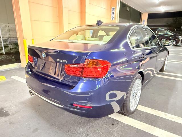 ３シリーズ ３２８ｉラグジュアリー　純正ナビ　地デジ　バックモニター　本革シート　ドライブレコーダ　前席パワーシート　コンフォートアクセス　プッシュスタート　ＥＴＣ　キセノンヘッドライト　オートクルーズコントロール　保証付（26枚目）