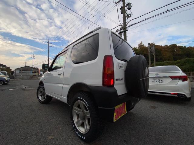 ジムニー XC 5型 新品マッドファクトリー製バグガード!新品ブロックタイヤ!新品レザー調シートカバー!新品ラジエーター!前後バンパー&フェンダーモールチッピングマットブラックペイント!ボーディーコート(31枚目)