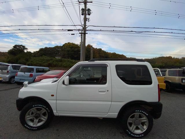 ジムニー XC 5型 新品マッドファクトリー製バグガード!新品ブロックタイヤ!新品レザー調シートカバー!新品ラジエーター!前後バンパー&フェンダーモールチッピングマットブラックペイント!ボーディーコート(32枚目)