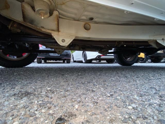 ジムニー XC 5型 新品マッドファクトリー製バグガード!新品ブロックタイヤ!新品レザー調シートカバー!新品ラジエーター!前後バンパー&フェンダーモールチッピングマットブラックペイント!ボーディーコート(44枚目)