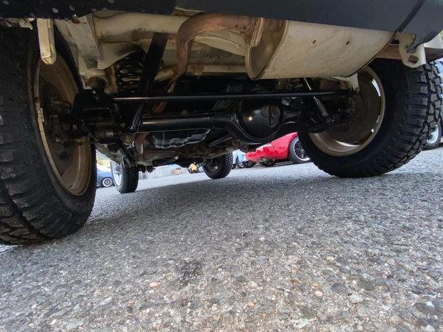 ジムニー XC 5型 新品マッドファクトリー製バグガード!新品ブロックタイヤ!新品レザー調シートカバー!新品ラジエーター!前後バンパー&フェンダーモールチッピングマットブラックペイント!ボーディーコート(45枚目)