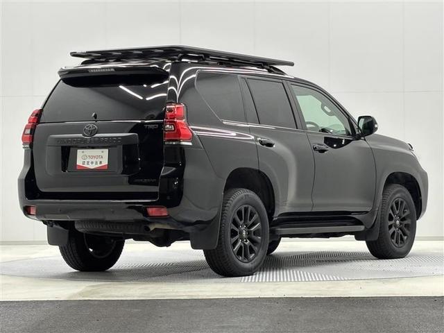 ランドクルーザープラド ＴＸ　Ｌパッケージ　マットブラックエディション　革シート　４ＷＤ　フルセグ　メモリーナビ　ＤＶＤ再生　ミュージックプレイヤー接続可　後席モニター　バックカメラ　衝突被害軽減システム　ＥＴＣ　ＬＥＤヘッドランプ　ワンオーナー　ディーゼル（3枚目）