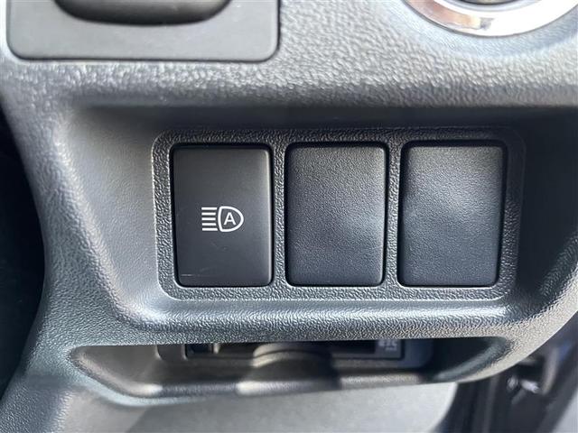 ハイエースバン スーパーＧＬ　ダークプライムＩＩ　４ＷＤ　ワンセグ　メモリーナビ　ミュージックプレイヤー接続可　バックカメラ　衝突被害軽減システム　ＥＴＣ　ＬＥＤヘッドランプ（16枚目）