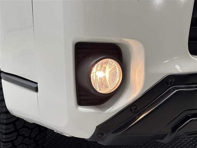 ハイエースバン スーパーＧＬ　ダークプライムＩＩ　４ＷＤ　フルセグ　メモリーナビ　ＤＶＤ再生　ミュージックプレイヤー接続可　バックカメラ　衝突被害軽減システム　ＥＴＣ　ＬＥＤヘッドランプ　ワンオーナー　ディーゼル（32枚目）