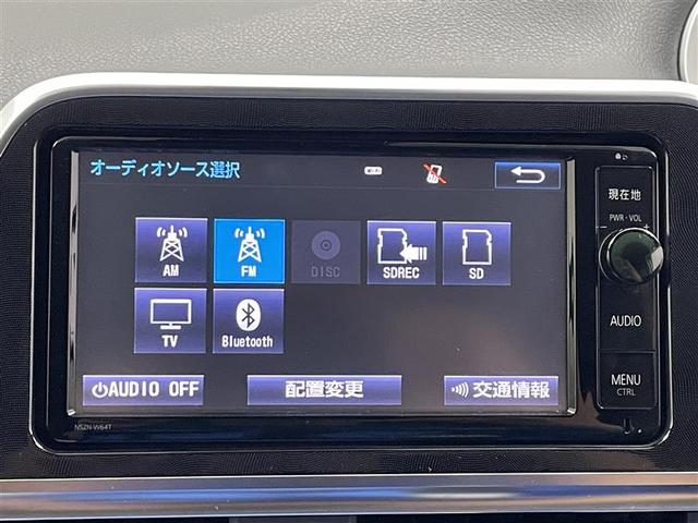 シエンタ ハイブリッドＧ　フルセグ　メモリーナビ　ＤＶＤ再生　ミュージックプレイヤー接続可　バックカメラ　衝突被害軽減システム　ＥＴＣ　両側電動スライド　ＬＥＤヘッドランプ　ウオークスルー　乗車定員７人　３列シート（9枚目）