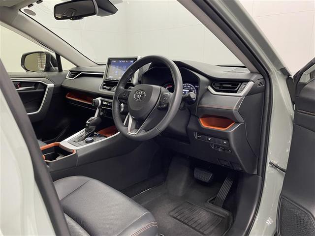 ＲＡＶ４ アドベンチャー　４ＷＤ　フルセグ　メモリーナビ　ＤＶＤ再生　ミュージックプレイヤー接続可　バックカメラ　衝突被害軽減システム　ＥＴＣ　ＬＥＤヘッドランプ（16枚目）