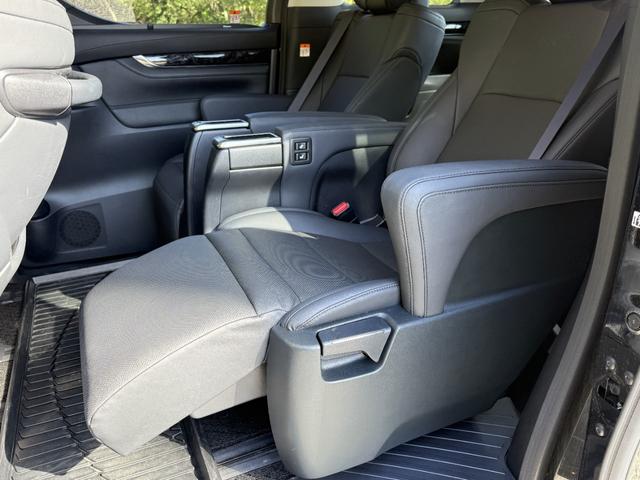 アルファード 2.5S Cパッケージ 禁煙車 SR Dインナ-ミラ- BSM ACC Fダウンモニタ- 黒革 Bカメラ ETC 3眼LEDオートライト シートクーラー/ヒーター メモリ付電動シート ナビ付DA フルセグTV BT DVD(45枚目)