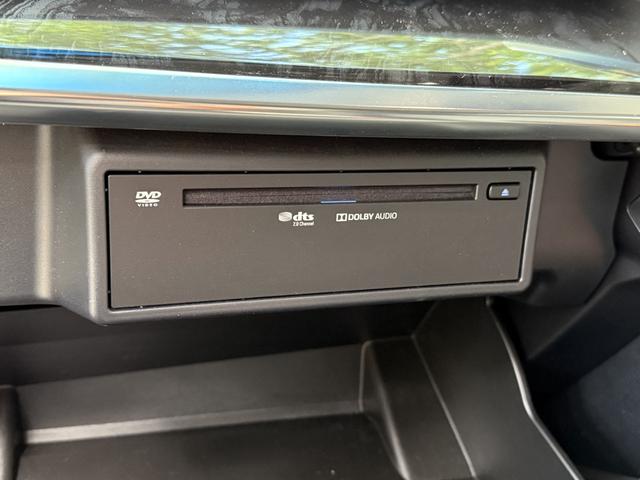 アルファード 2.5S Cパッケージ 禁煙車 SR Dインナ-ミラ- BSM ACC Fダウンモニタ- 黒革 Bカメラ ETC 3眼LEDオートライト シートクーラー/ヒーター メモリ付電動シート ナビ付DA フルセグTV BT DVD(64枚目)