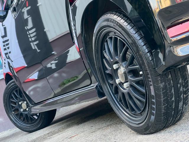 Ｎ－ＢＯＸカスタム Ｇ　ターボＳＳパッケージ　ナビ　衝突軽減　両側電動　バックカメラ　オートクルコン　ターボ車　ＨＩＤ　フォグライト　オートライト　パドルシフト　社外１６ＡＷ　ベンチシート　フルフラット　スマートキー　本革ステアリング　ＥＴＣ（14枚目）