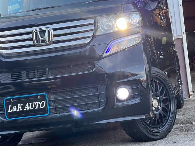 Ｎ－ＢＯＸカスタム Ｇ　ターボＳＳパッケージ　ナビ　衝突軽減　両側電動　バックカメラ　オートクルコン　ターボ車　ＨＩＤ　フォグライト　オートライト　パドルシフト　社外１６ＡＷ　ベンチシート　フルフラット　スマートキー　本革ステアリング　ＥＴＣ（42枚目）