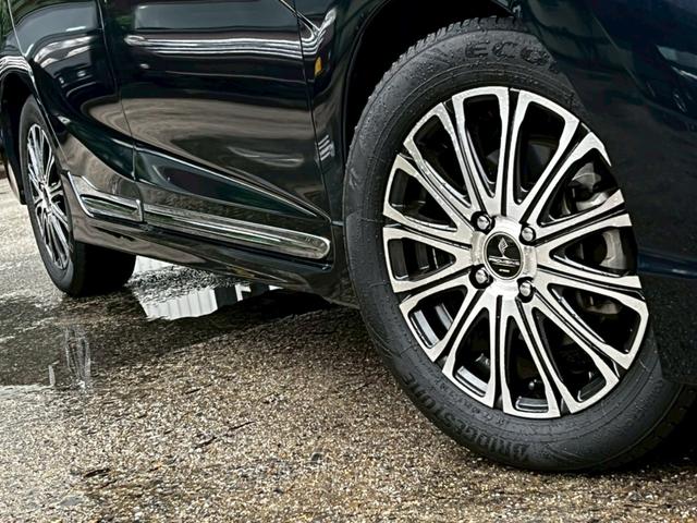 シャトル ハイブリッドＸ　ナビＴＶ　衝突軽減　クルコン　バックカメラ　ＢＬＵＥＴＯＯＴＨ　ハーフレザー　フルフラット　ＬＥＤヘッド　フォグライト　オートライト　パドルシフト　ステアリモコン　社外１５ＡＷ　スマートキー　ＥＴＣ（10枚目）