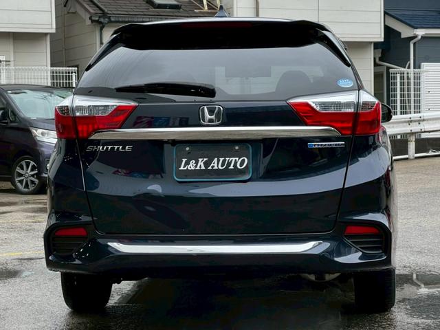 シャトル ハイブリッドＸ　ナビＴＶ　衝突軽減　クルコン　バックカメラ　ＢＬＵＥＴＯＯＴＨ　ハーフレザー　フルフラット　ＬＥＤヘッド　フォグライト　オートライト　パドルシフト　ステアリモコン　社外１５ＡＷ　スマートキー　ＥＴＣ（16枚目）