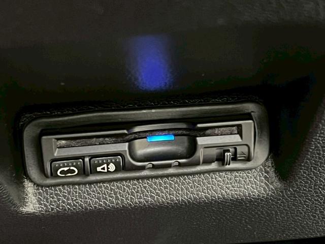 シャトル ハイブリッドＸ　ナビＴＶ　衝突軽減　クルコン　バックカメラ　ＢＬＵＥＴＯＯＴＨ　ハーフレザー　フルフラット　ＬＥＤヘッド　フォグライト　オートライト　パドルシフト　ステアリモコン　社外１５ＡＷ　スマートキー　ＥＴＣ（35枚目）