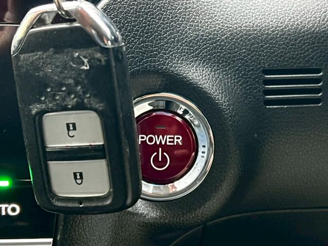 シャトル ハイブリッドＸ　ナビＴＶ　衝突軽減　クルコン　バックカメラ　ＢＬＵＥＴＯＯＴＨ　ハーフレザー　フルフラット　ＬＥＤヘッド　フォグライト　オートライト　パドルシフト　ステアリモコン　社外１５ＡＷ　スマートキー　ＥＴＣ（36枚目）