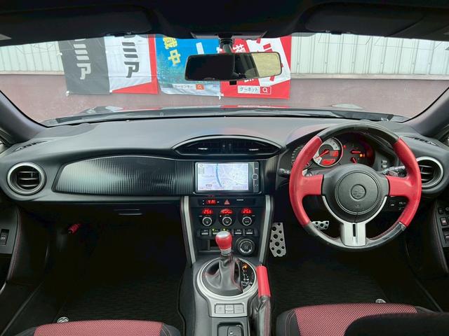 86 GT 純正ナビTV HIDヘッドライト BLUETOOTH パドルシフト ETC オートエアコン オートライト フォグ DVD再生 ミュージックサーバー MTモード付 純正17インチアルミホーイル(2枚目)