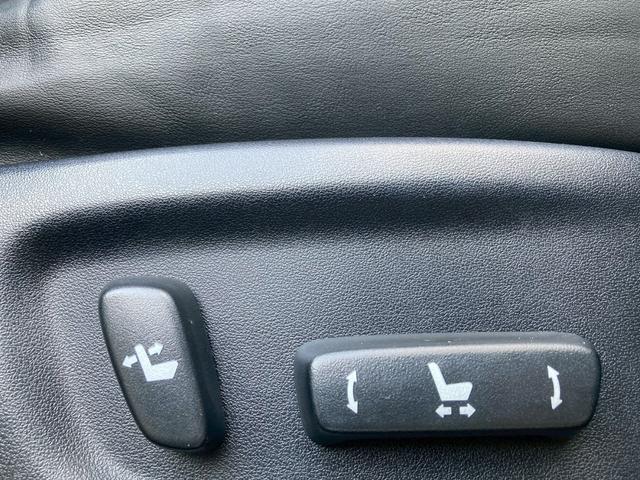 ハリアー エレガンス　純正ナビＴＶ　追従クルコン　障害物センサー　ＰＣＳ　ＢＬＵＥＴＯＯＴＨ　電動シート　ハーフレザー　ステアリモコン　ＬＥＤ　フォグ　オートライト　スマートキー　プッシュスタート　フルフラット　ＥＴＣ（21枚目）