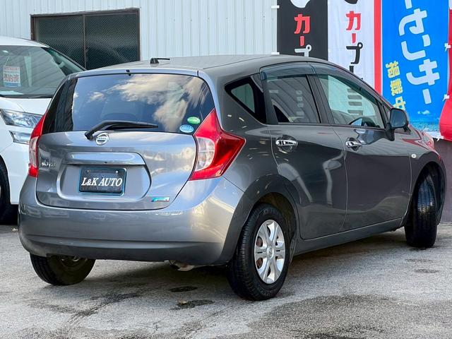 ノート メダリスト　純正ナビ　全周囲カメラ　ハーフレザー　オートライト　スマートキー　プッシュスタート　ライトレベライザー　サイドバイザー　アイドリングストップ　スーパーチャージャー　横滑り防止　盗難防止システム　ＥＴＣ（7枚目）